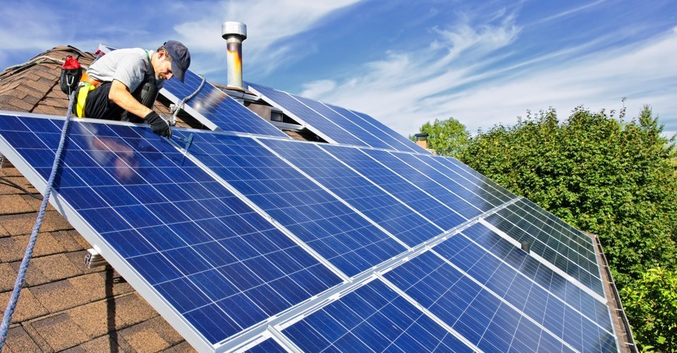 Placas solares y su mantenimiento